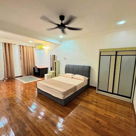 Ibai Golf Home Resort Homestay 쿠알라트렝가누 외부 사진