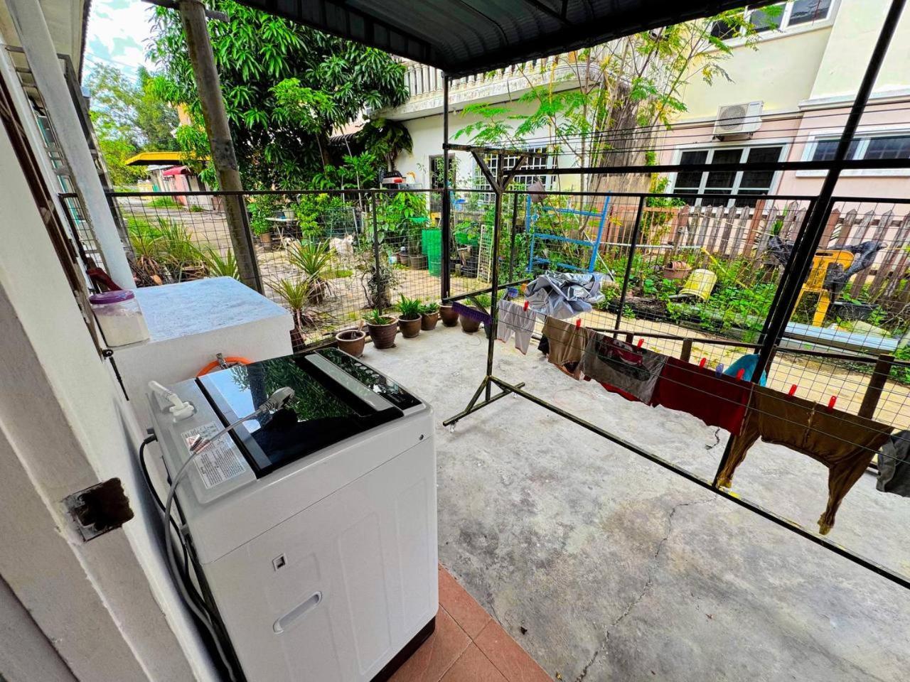 Ibai Golf Home Resort Homestay 쿠알라트렝가누 외부 사진